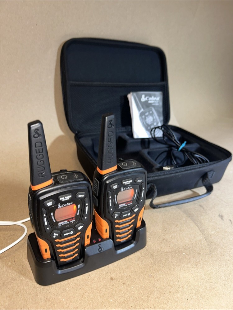 Cobra ACXT645 35 Mile Range Walkie Talkies