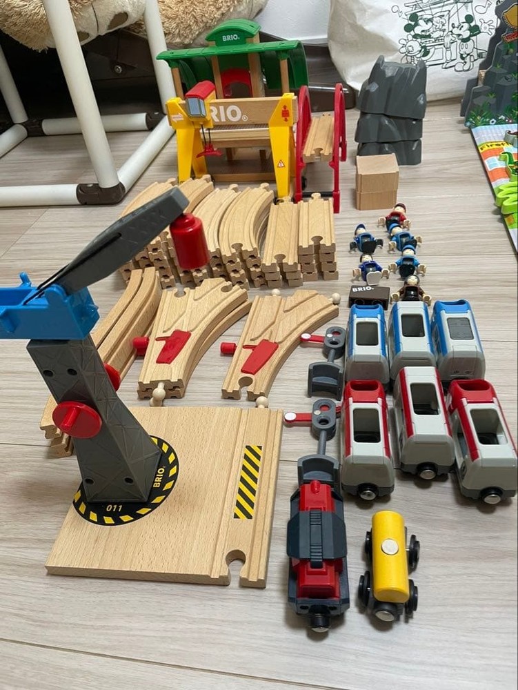 BRIO wooden train toy set #233278