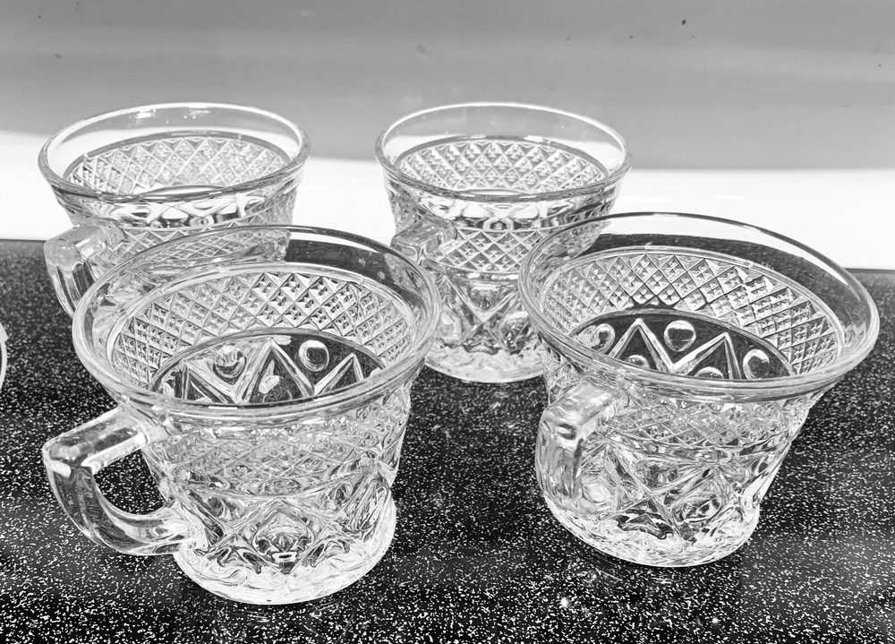 Vintage Set of 4 Imperial Clear Glass Cape Cod Punch Cups Depression Style 4 Oz