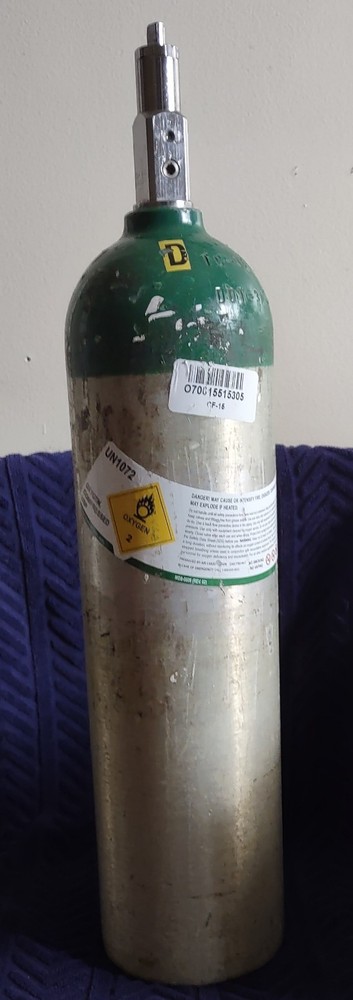 Medical oxygen tank cylinder size E 680 Liters UN1072 EMPTY