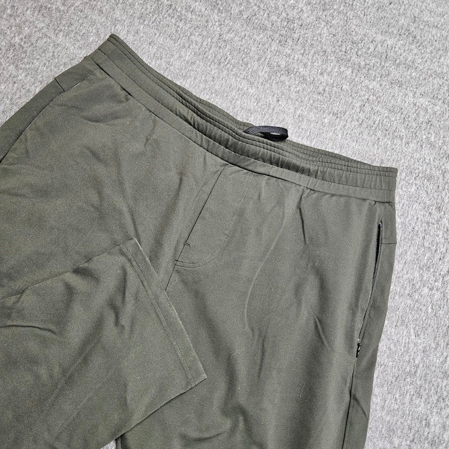 Public Rec All Day Every Day Pants Men 38/34 Olive Green Performance Stretch