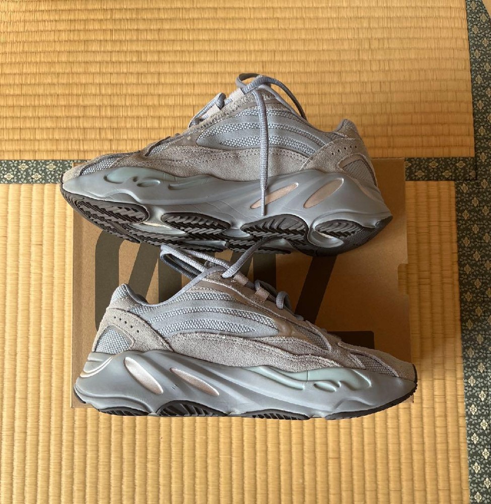 Men 7.0US Adidas Yeezy Boost 700 V2 Hosptal Blue