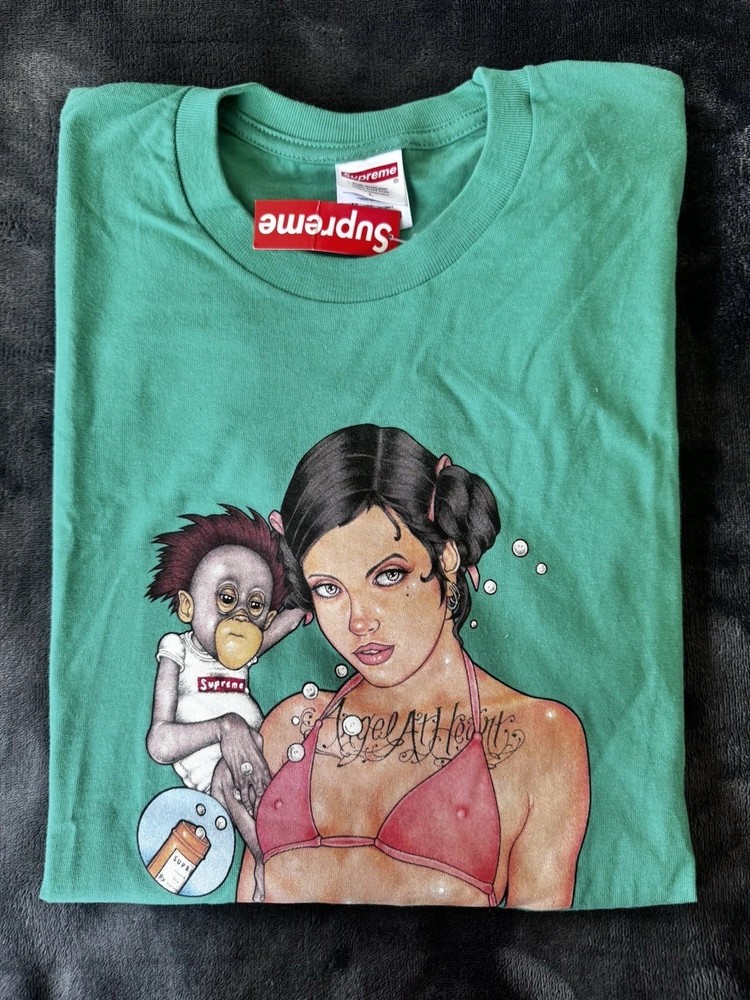 Supreme Men's Short Sleeve T-Shirt