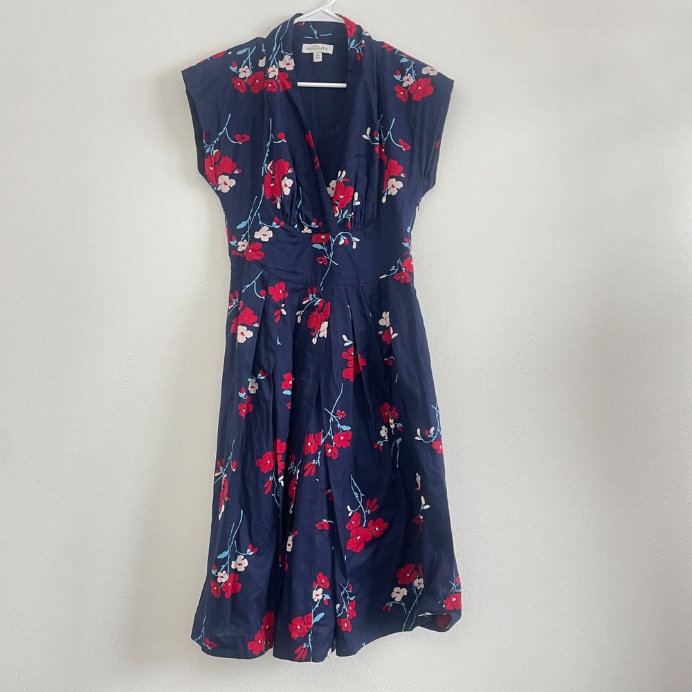 Emily and Fin Dress Size M Blue Floral Midi Lined Pockets V Neck Cotton