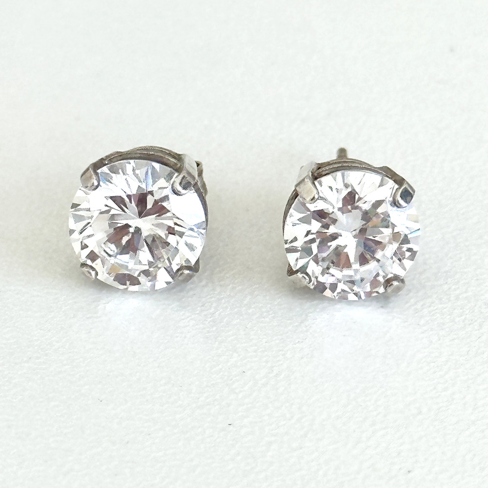 925 Sterling Silver 2 Carat Clear CZ Cubic Zirconia Vintage Stud Earrings