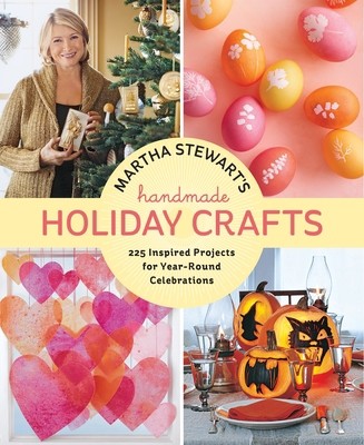 Martha Stewart's Handmade Holiday Crafts: 225 Inspired Projects for...by Martha Stewart Living Magazine | HC | Good