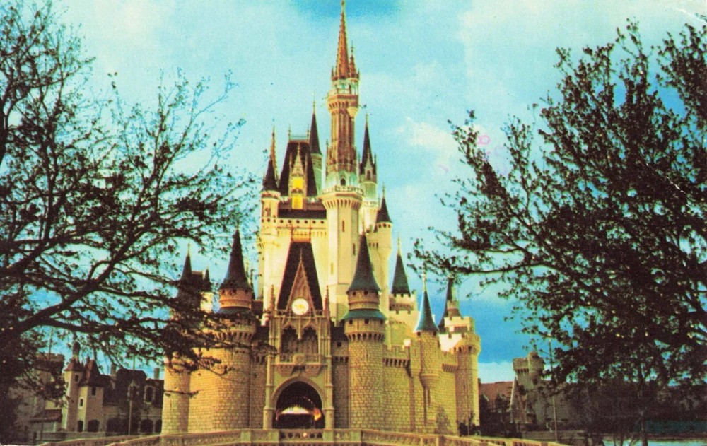 Cinderella Castle Fantasyland, Walt Disney World - Orlando Florida FL - Postcard
