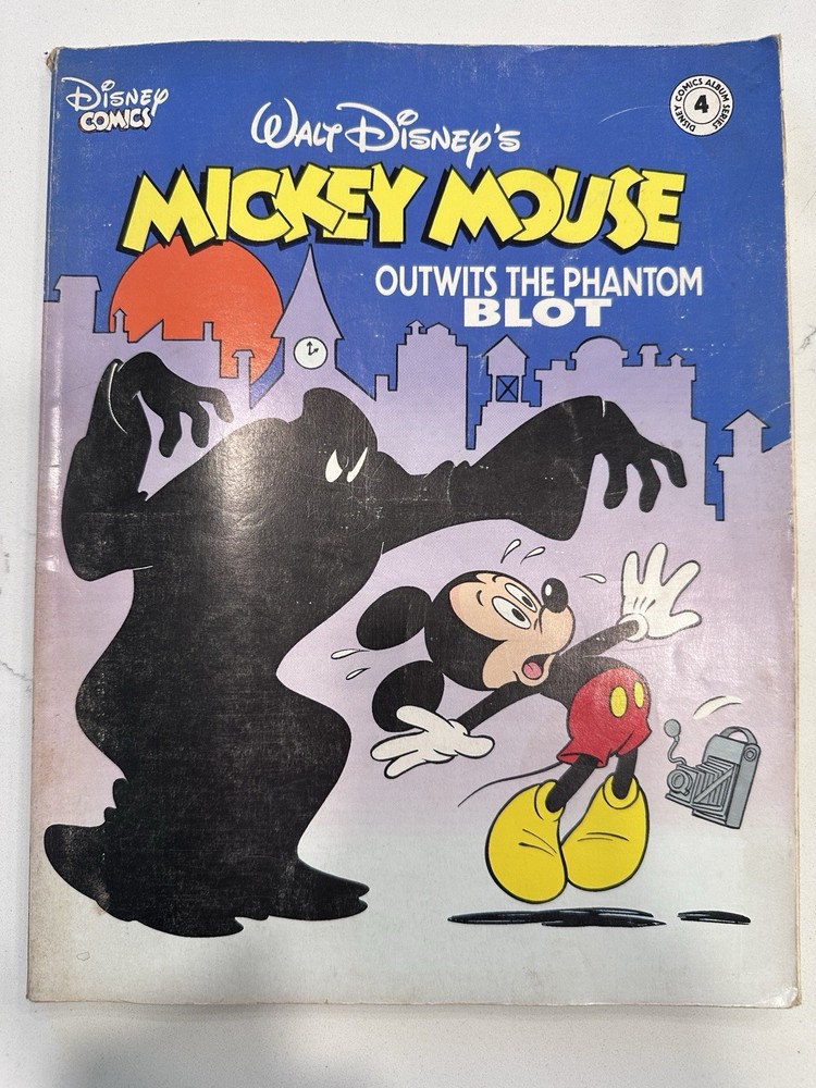 Disney Comics Walt Disney's Mickey Mouse Outwits the Phantom Blot #4