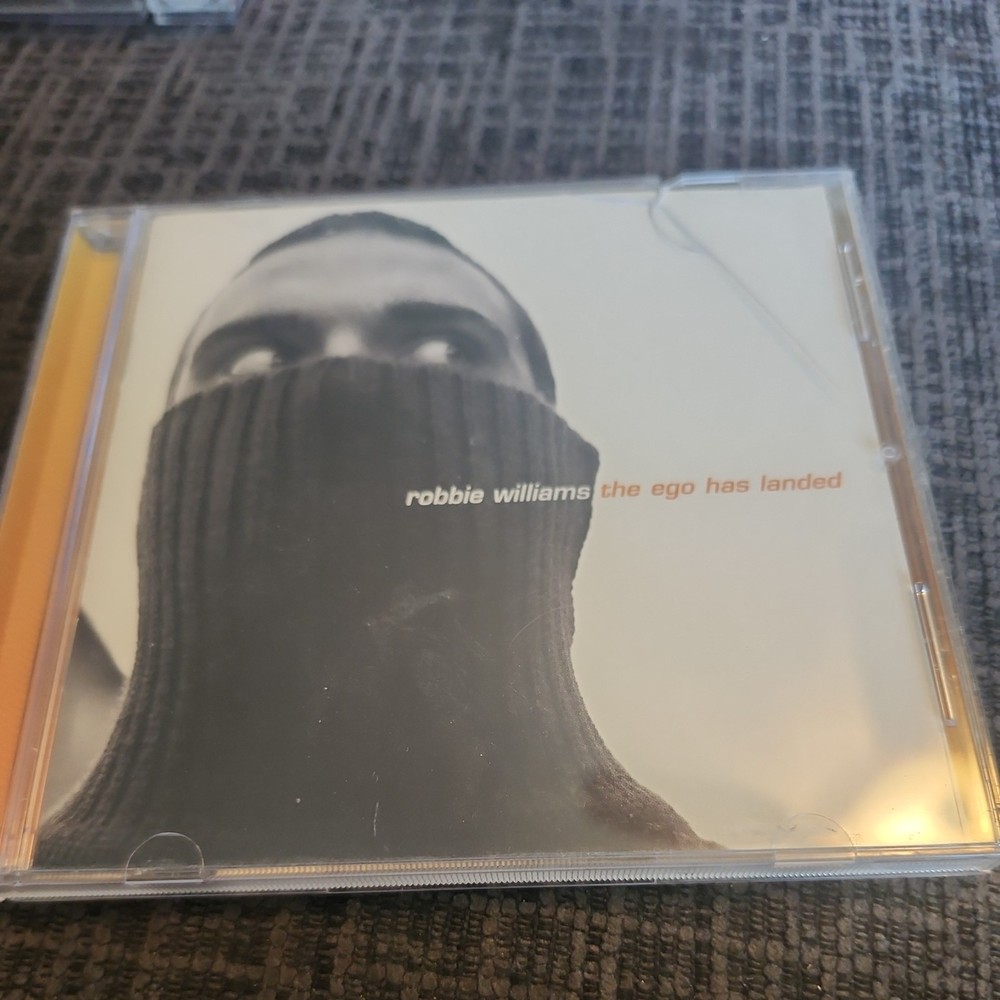 Robbie Williams- The Ego Has Landed  cd