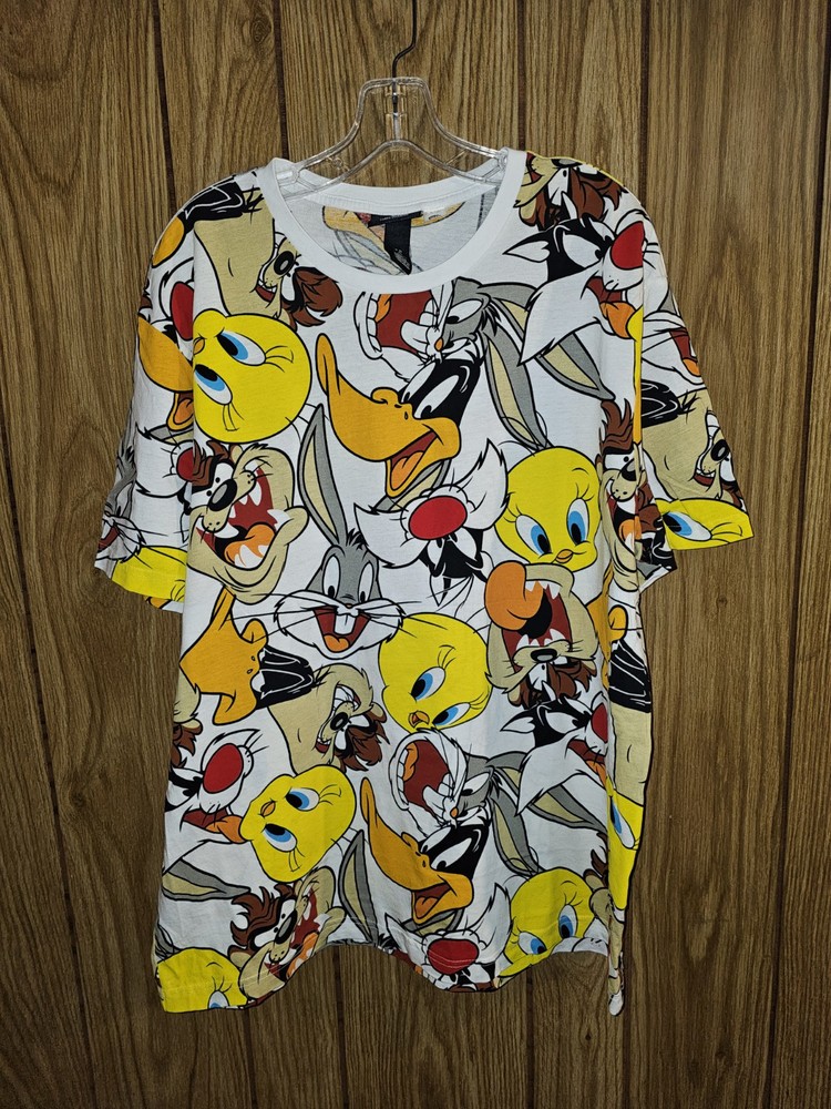 Warner Bros Looney Tunes HM XL Mens Graphic Tee All Over Print