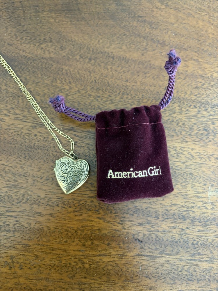 New American Girl Pleasant Company Samanthas Keepsake Locket For Girls