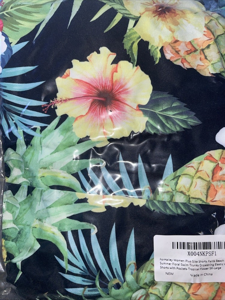 Women’s Plus Size 2XL - 5XL Beach Shorts With Pockets And Elastic Waist Draw.