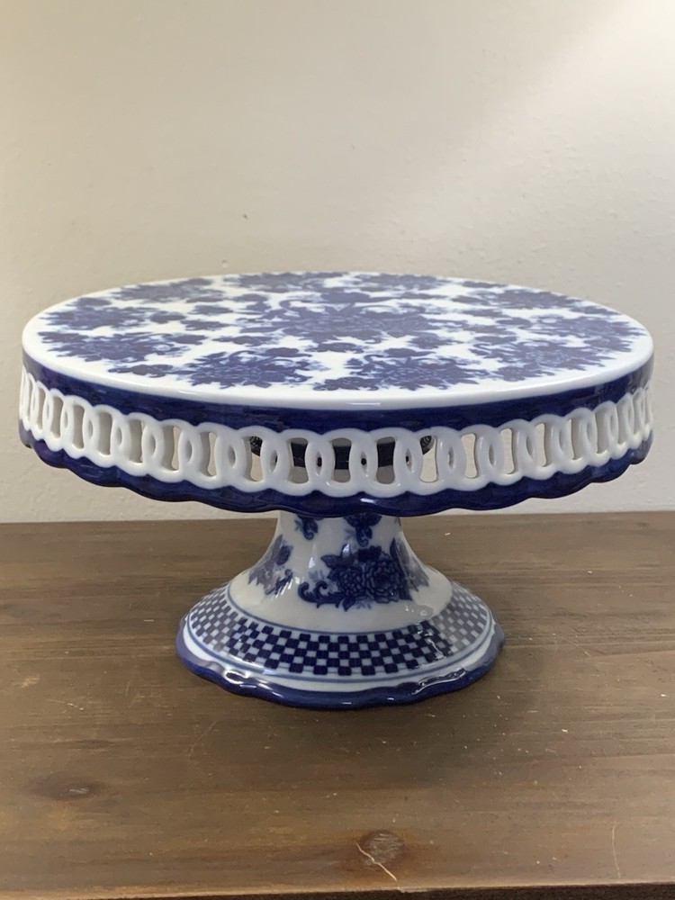 Vintage Cracker Barrel Blue & White Porcelain Pedestal Cake Plate Stand 11