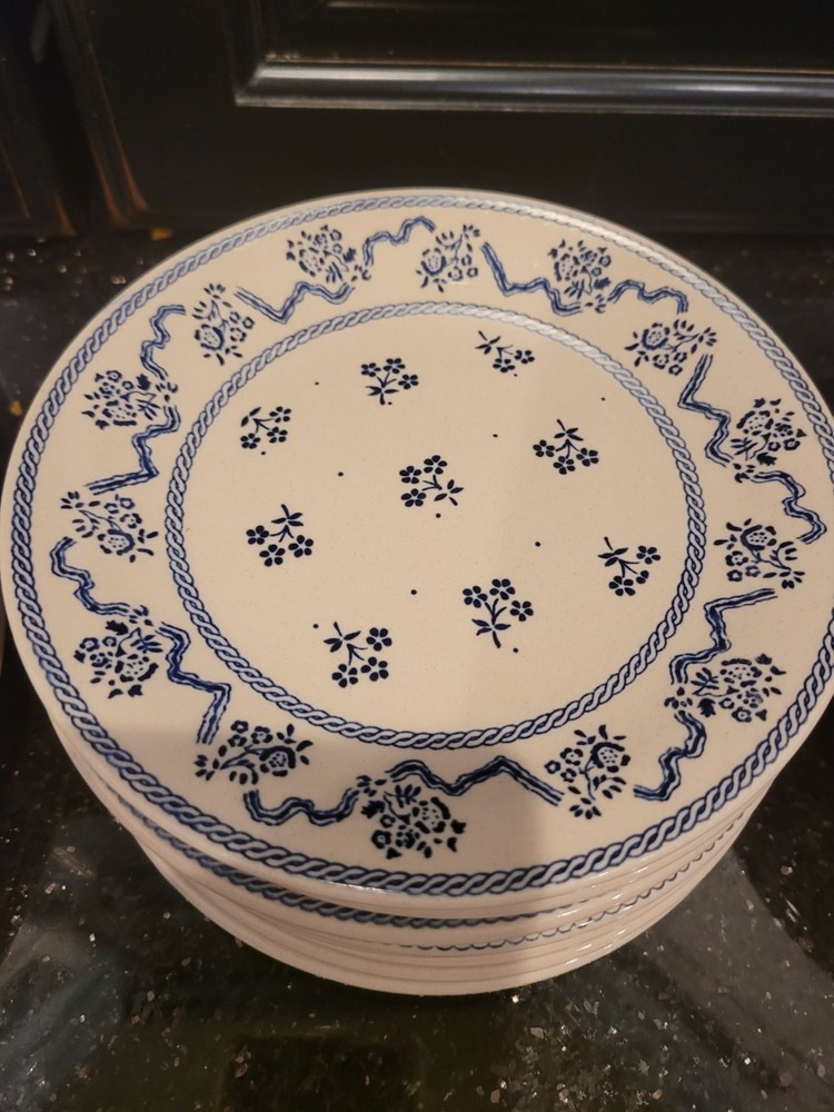 1 Laura Ashley Johnson Brothers PETITE FLEUR Blue Trim & Flowers 6 1/4