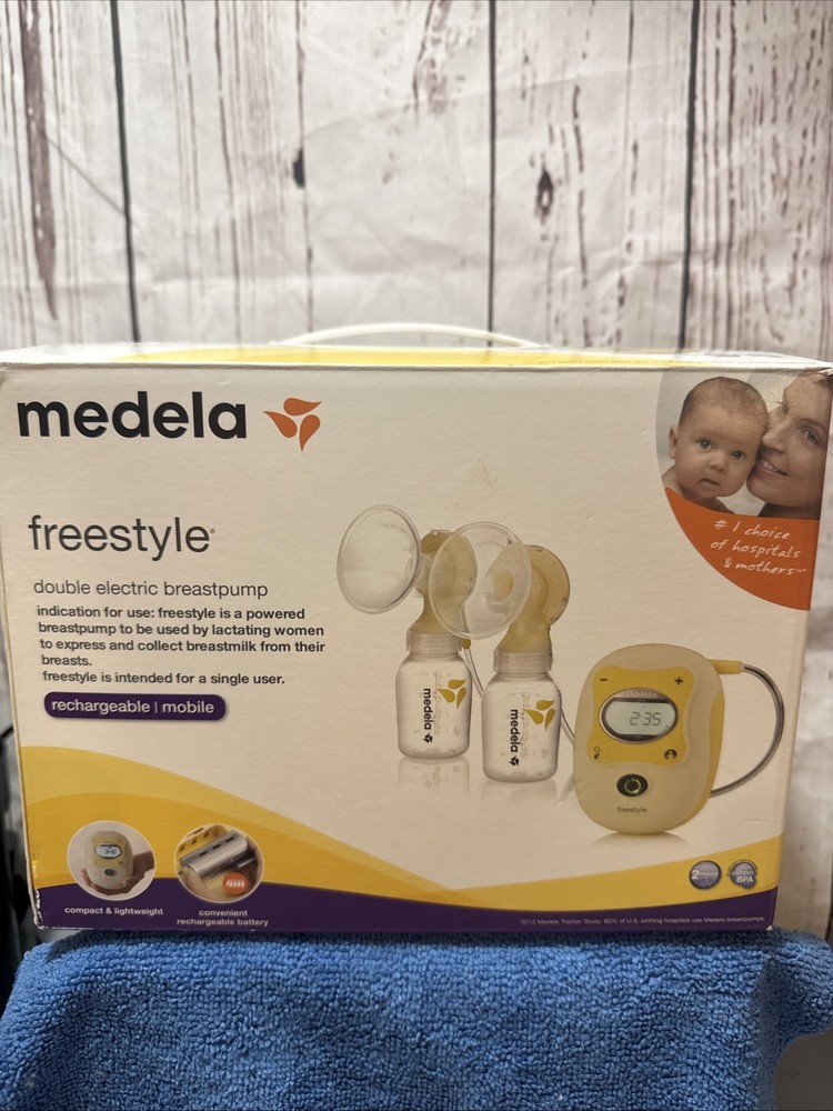 Medela Freestyle Flex Double Electric Breast Pump in Excellent Condition