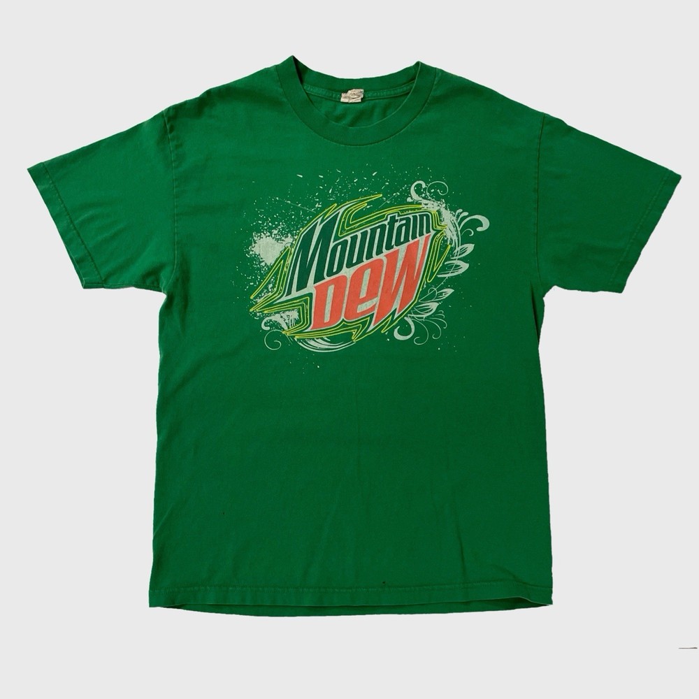 Vintage Y2K Mountain Dew Graphic Soda T-Shirt