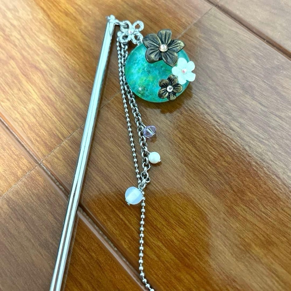 Emerald Green Glass Hairpin with Flower & Beads Traditional Japanese Kanzashi Ja