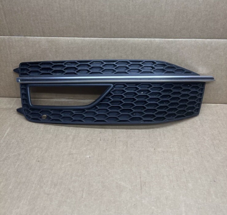 ⭐️13-16 AUDI A4 S4 SLine LEFT FRONT Bumper FOGLIGHT GRILLE TRIM OEM 8K0807681