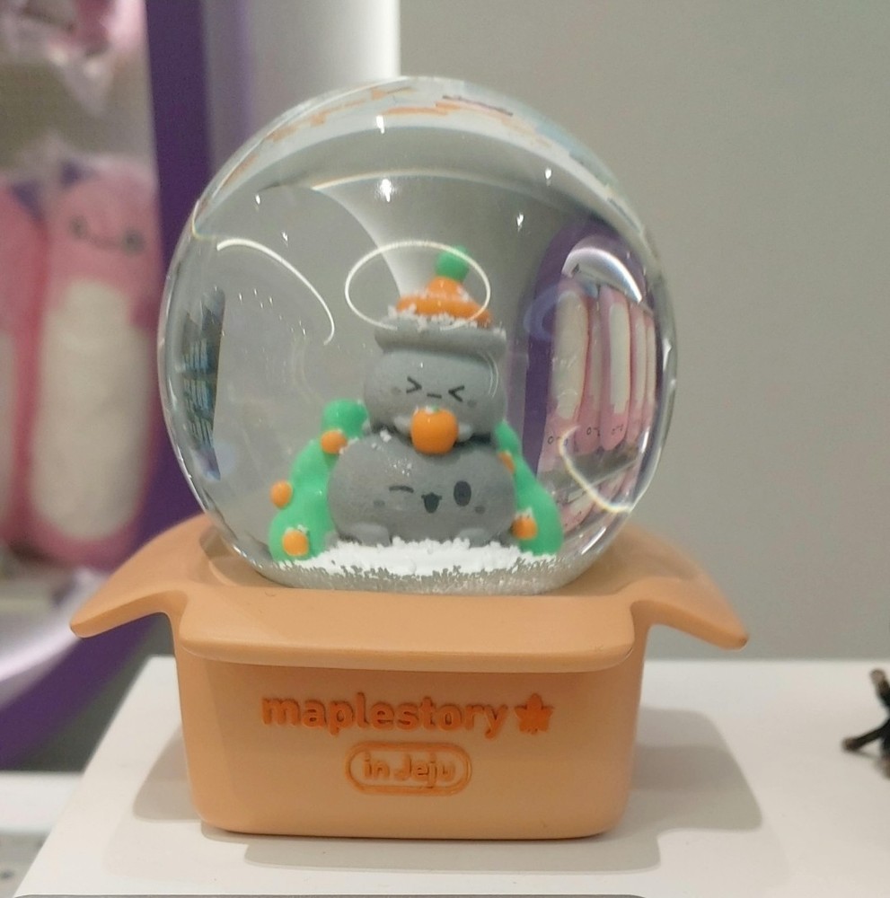 MapleStory Cafe in Jeju Stone Spirits Snow Globe Snowball Limited Edition