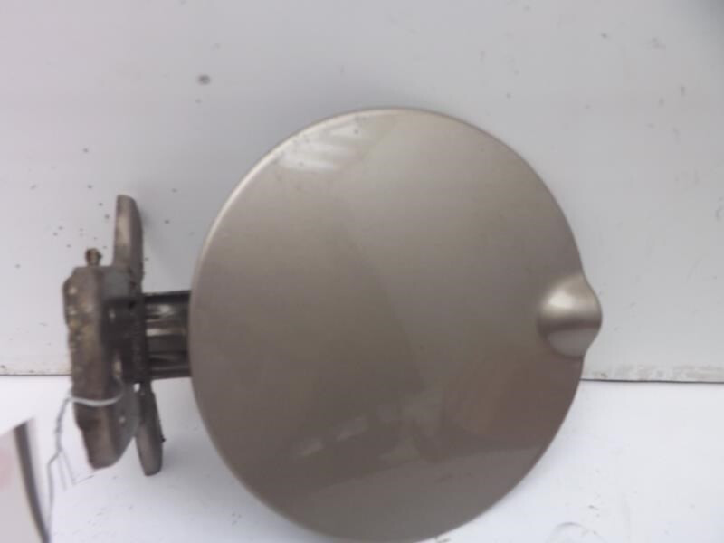 00 MONTANA FUEL FILLER DOOR