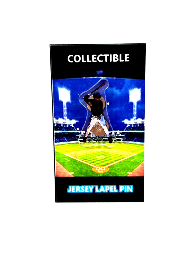Seattle Mariners Edgar Martinez action artwork lapel pin-Classic M's Collectible
