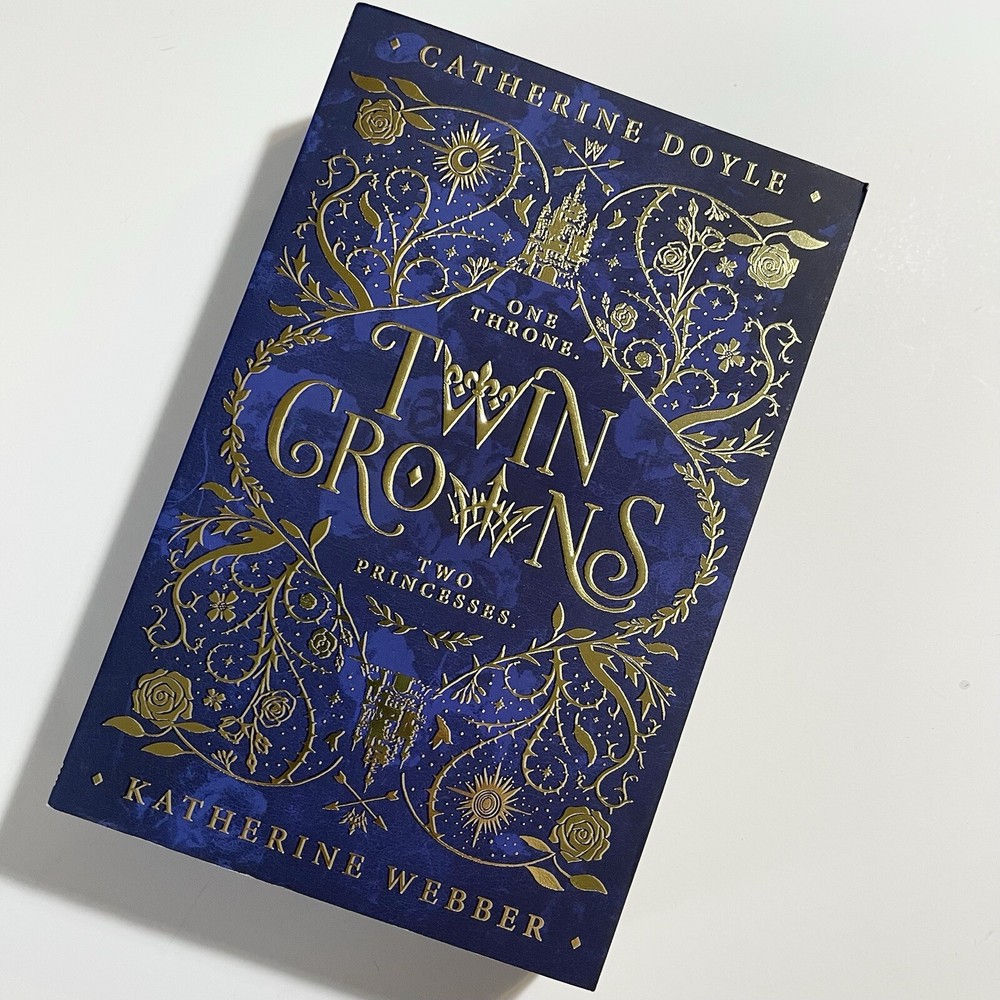 Twin Crowns by Catherine Doyle & Katherine Webber SIGNED FairyLoot Edition TPB