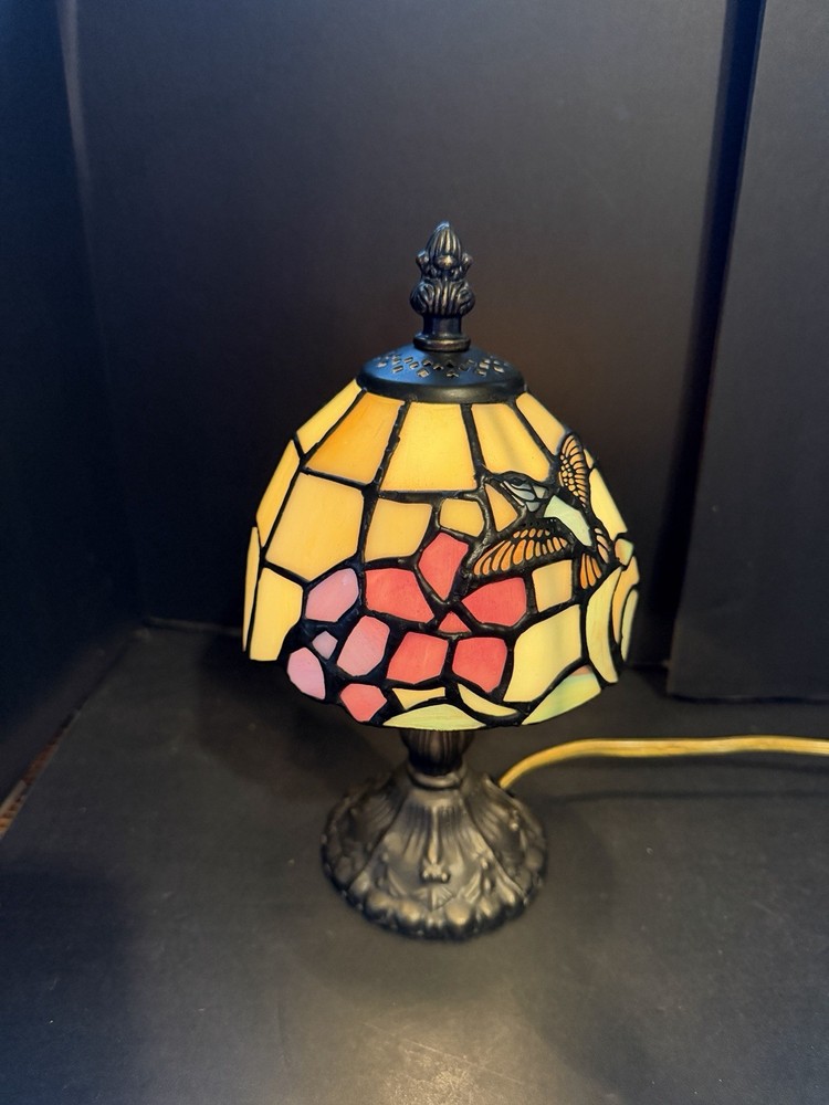 Tiffany Style Hummingbird Stained Glass Accent Lamp Mini Table Lamp Floral Shade