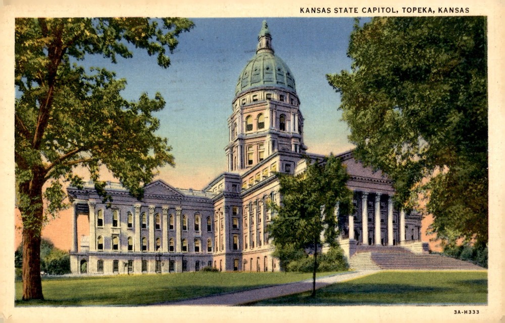 Kansas State Capitol, Topeka, 1940s Correspondence Postcard