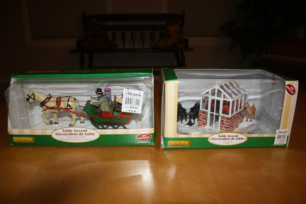 Lemax Christmas Village Sleigh Ride and Greenhouse Serre Table Accent  -image
