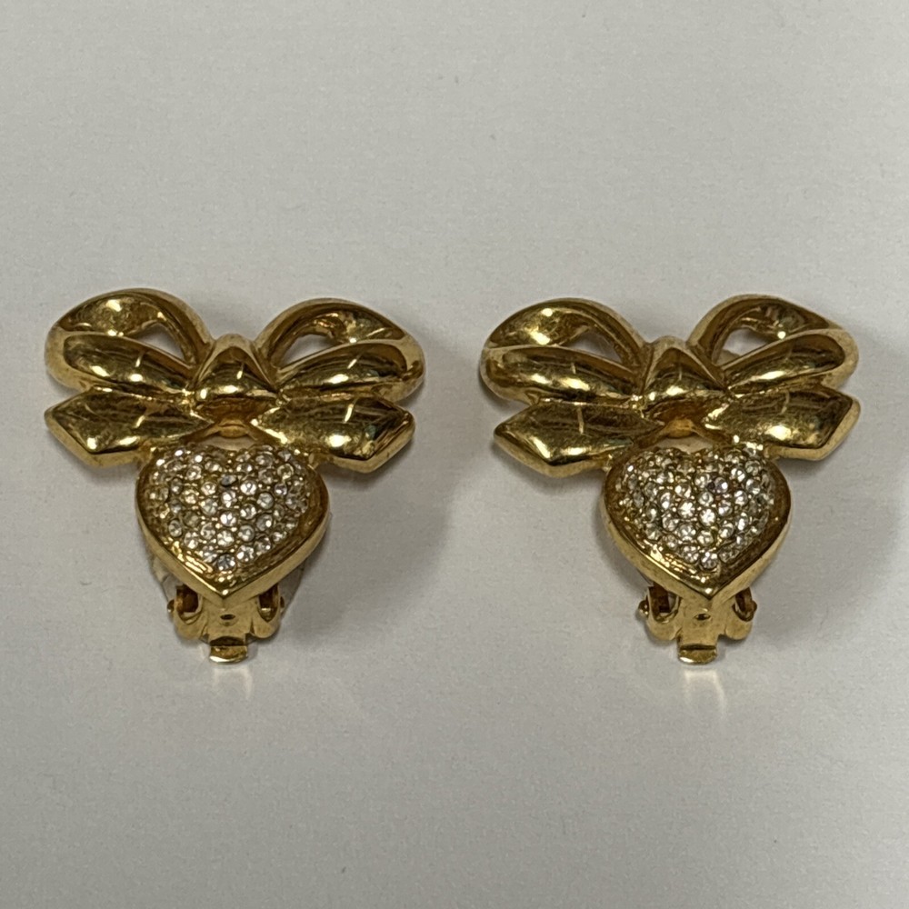 Vintage Elizabeth Taylor White Diamonds Rhinestone Clip-On Earrings Gold Tone WD