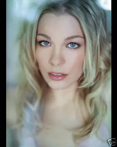 Leann Rimes 8X10 Celebrity Photo Picture Hot Sexy 25