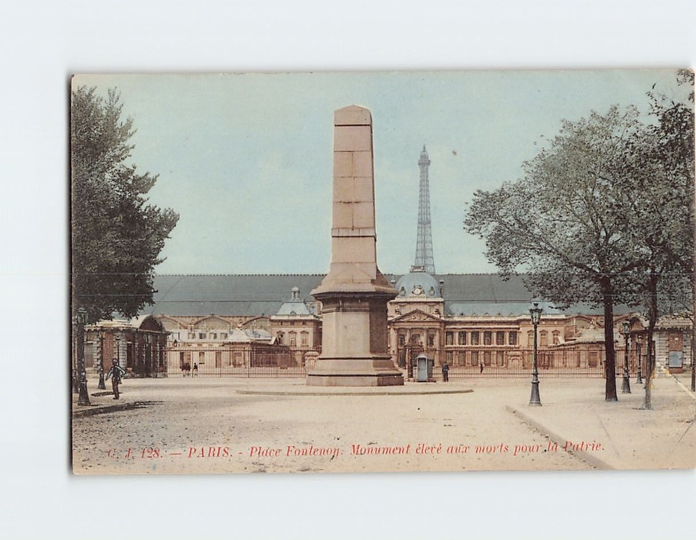 Postcard Monument eleve aur morts pour la Patrie Place Fontenoy Paris France