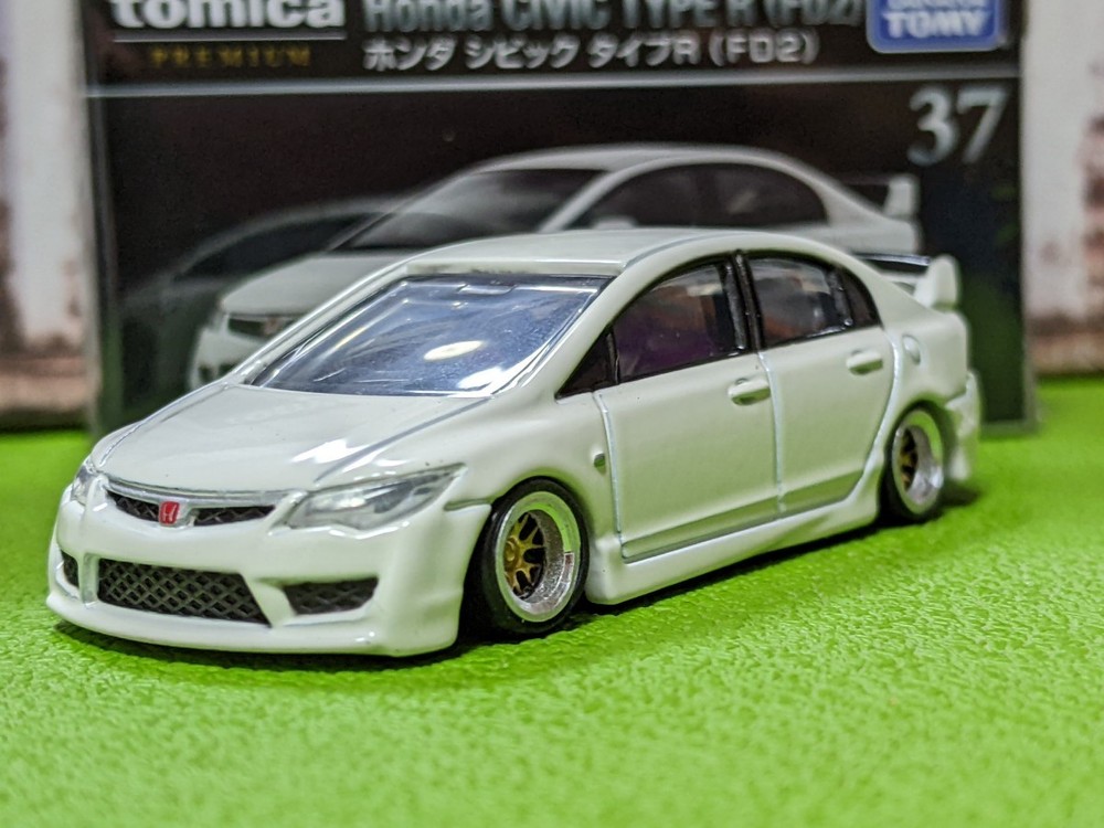 Takara Tomy Tomica Premium Honda Civic Type R Custom
