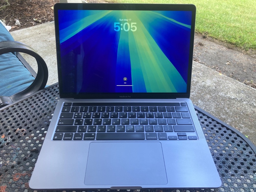 Apple MacBook Pro 13