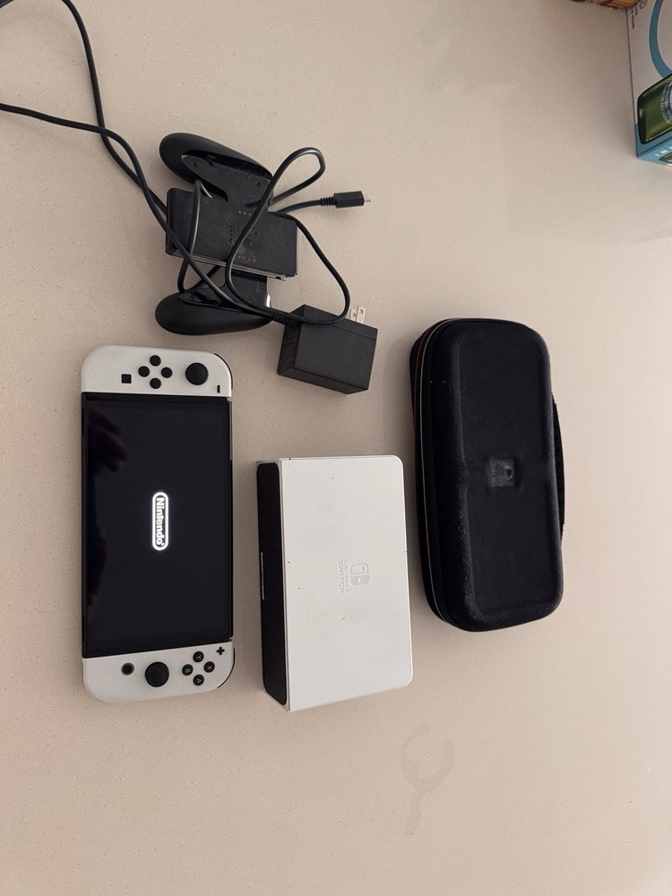 Nintendo Switch OLED Model