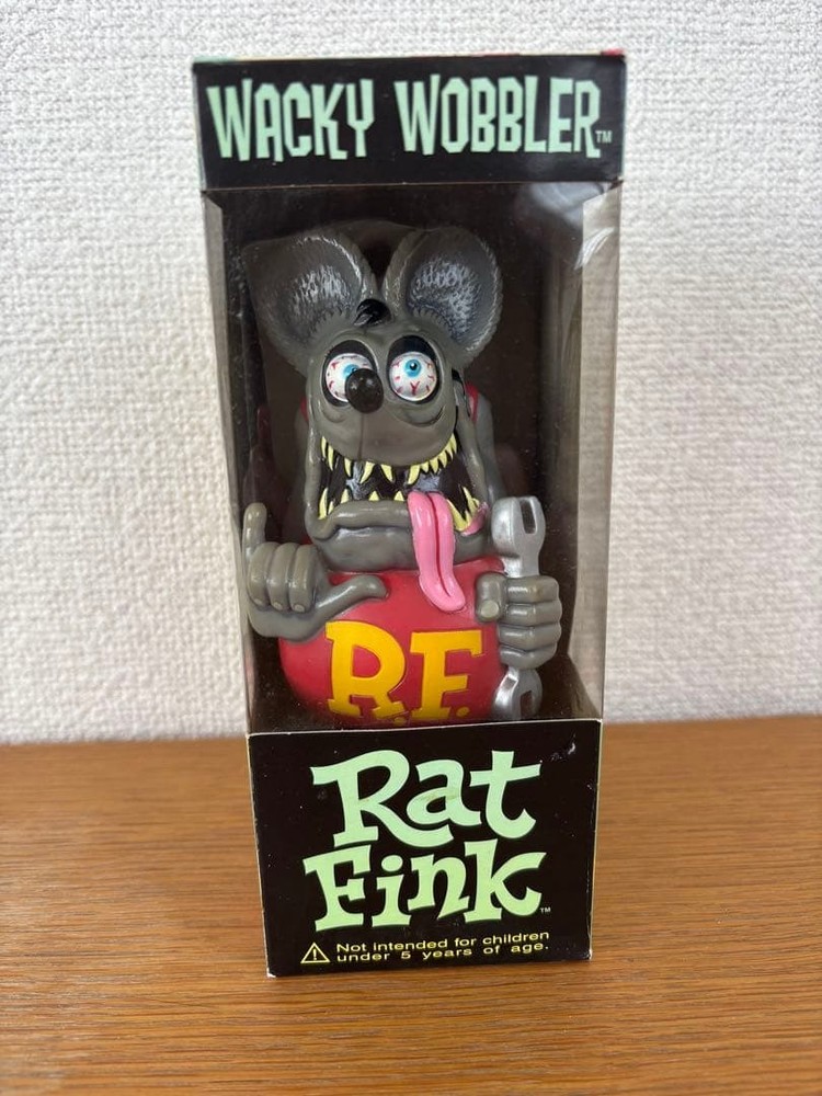 Rat Fink Figures #e28a77
