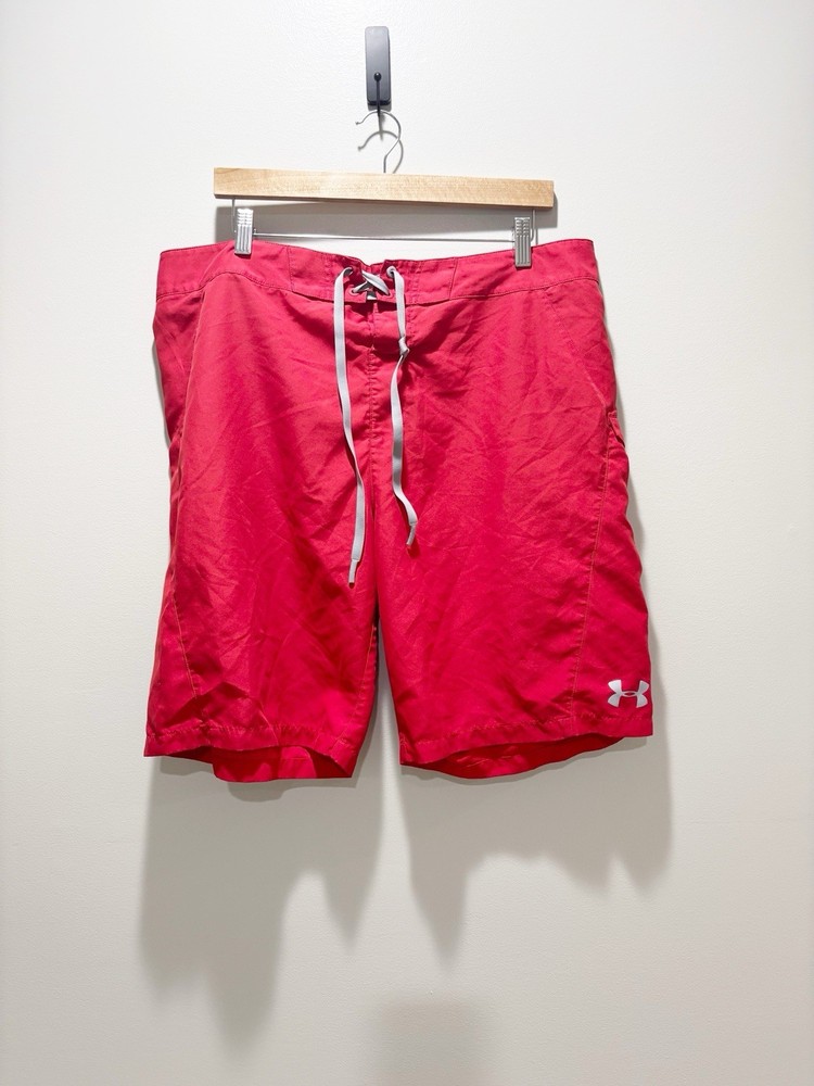 Under Armour • Men's Red HeatGear Loose Swim Board Shorts Size 38