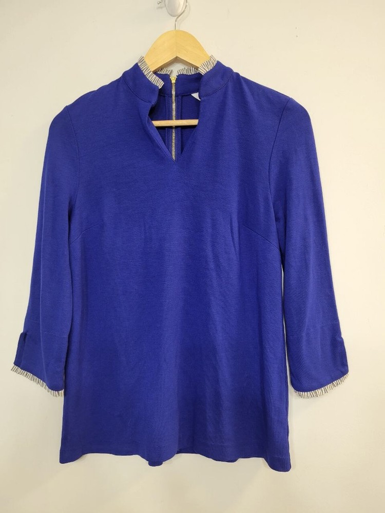 Crown&Ivy Royal Blue V-neck 3/4th Sleeve Back Zipper Top Women's Small