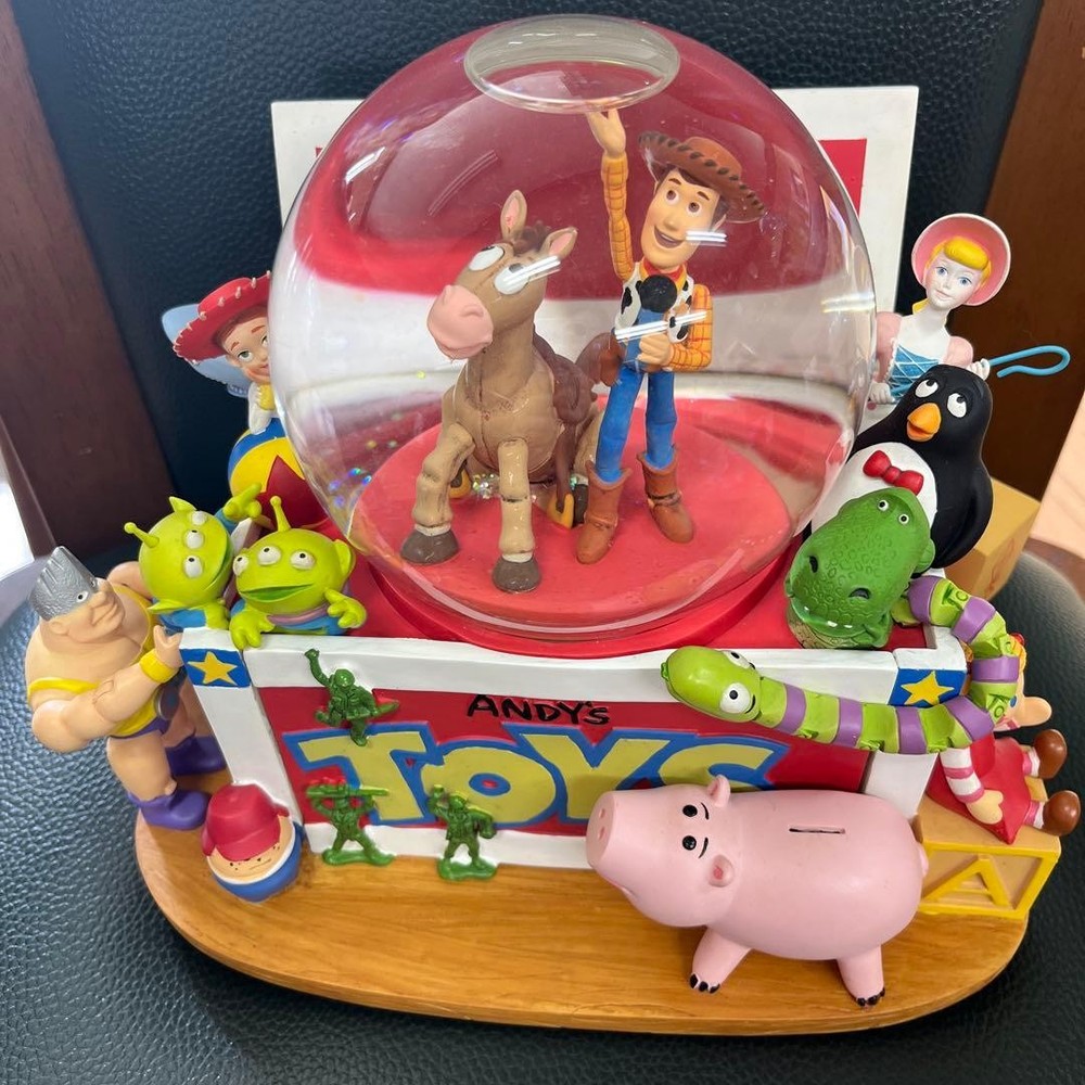 Disney Toy Story Snow Globe Snow Globe with Music Box Light #426be0