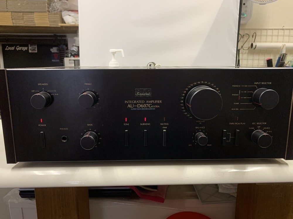 Sansui AU-D607G Premain Amplifier Vintage High-Fidelity Stereo Unit from Japan