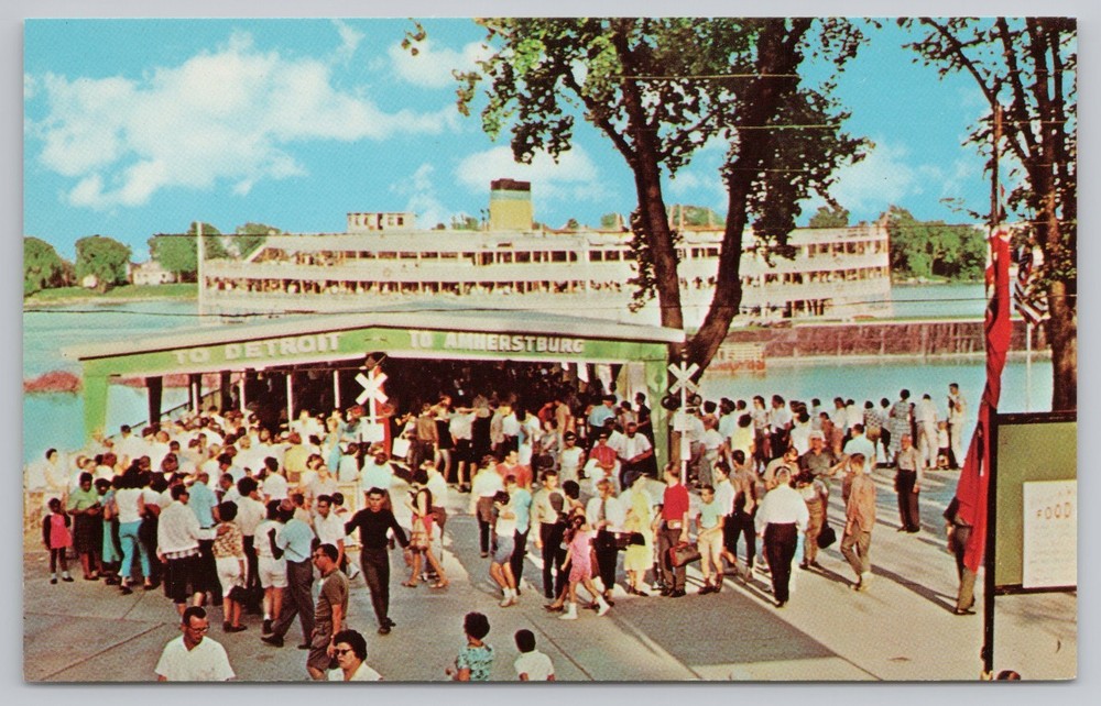 Postcard SS Columbia from Bob-Lo Island Ontario Canada