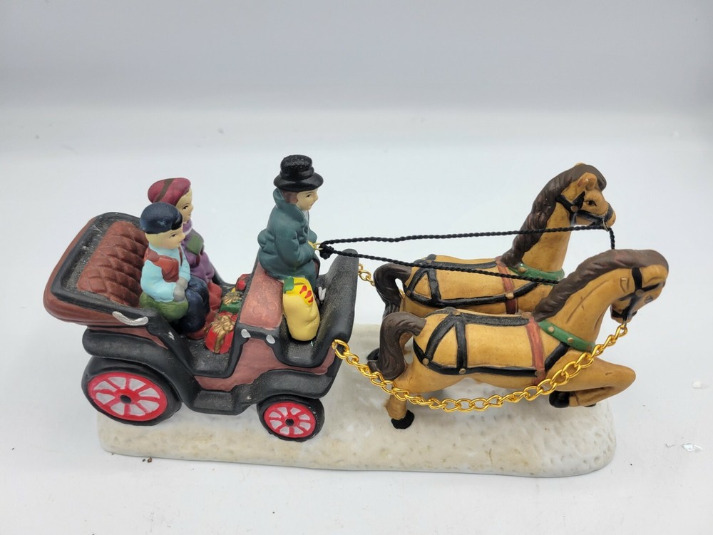 Victorian Porcelain Horse Carriage Hand-Painted Christmas Village Decoration-image
