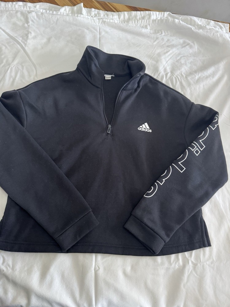 Adidas Women's Cropped Hoodie Size Medium NWOT Black and White
