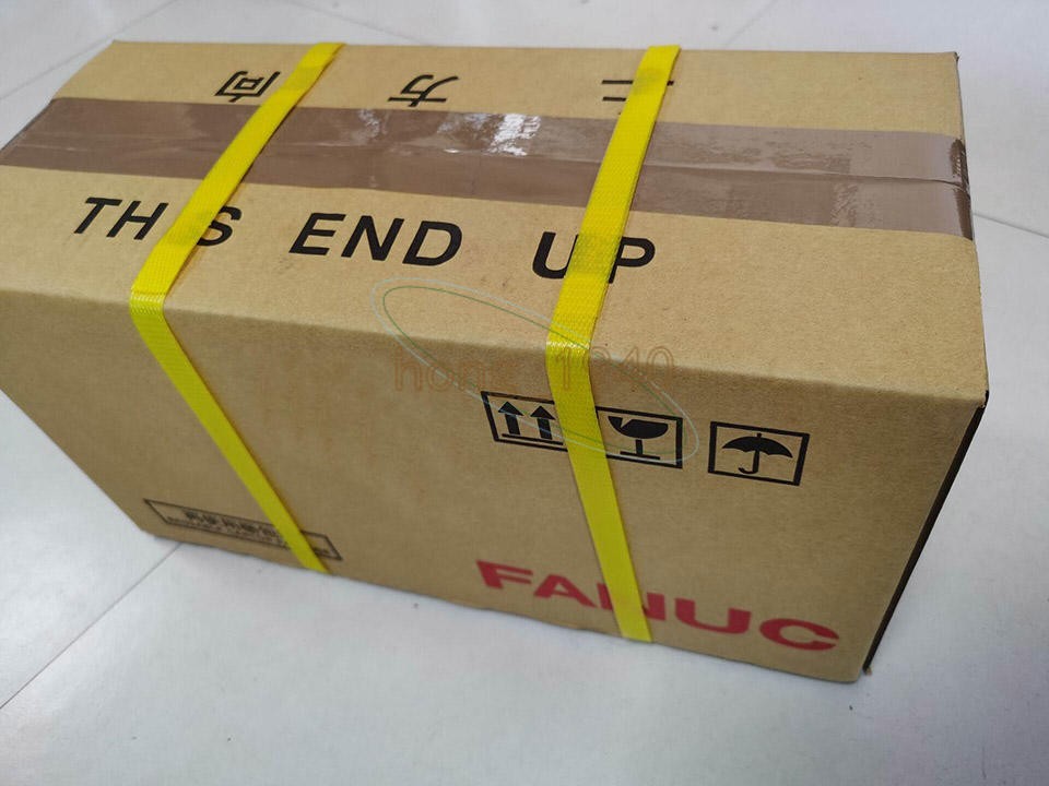 One New Fanuc Servo Motor A06B-0241-B100