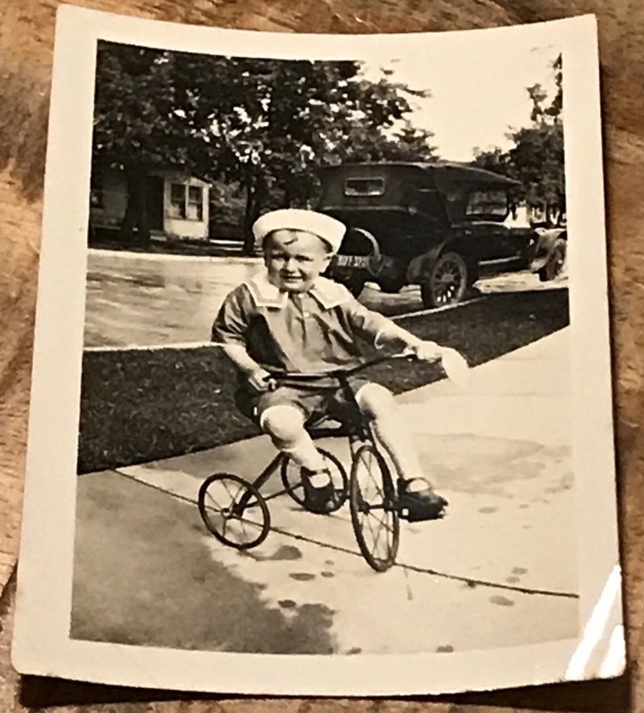 Rare Photo Boy Riding Tricycle 1910-1920s Car Automobile Sailor Hat Collectable