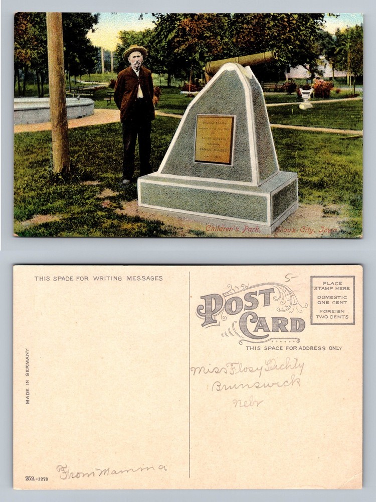 Sioux City, IA-Iowa, Cannon Monument at Children’s Park Vintage Postcard