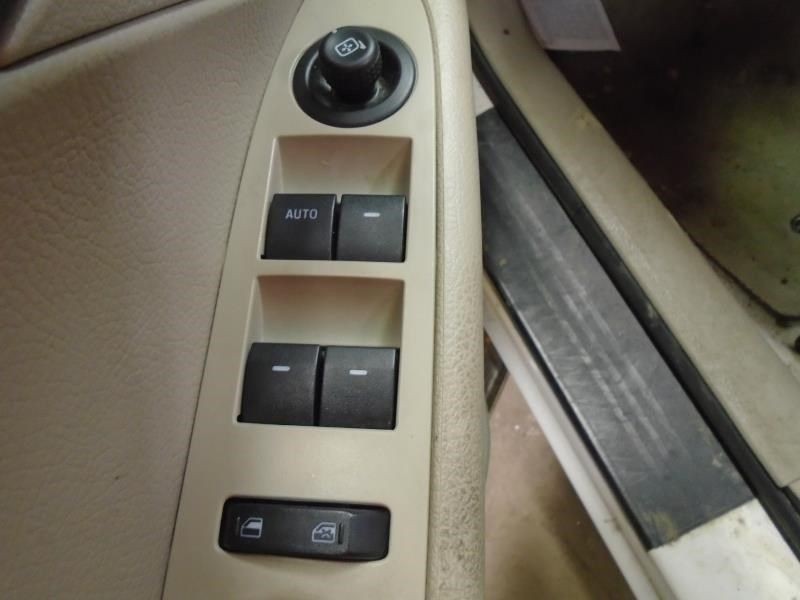 09-11 Crown Victoria Driver Front Door Window Master Switch