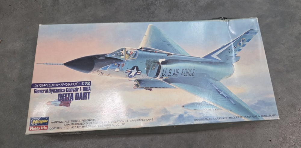 Hasegawa 1/72 Scale General Dynamics Convair F-106A Delta Dart Model Kit 714
