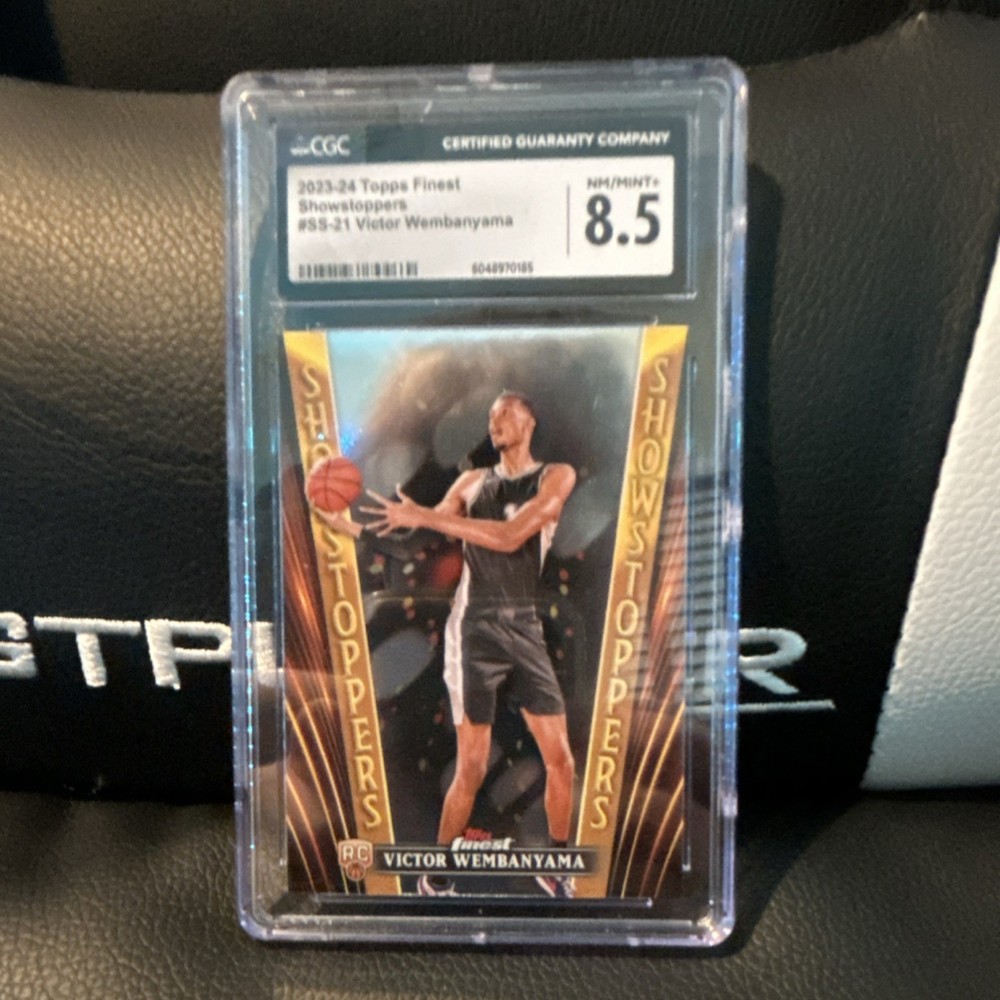 CGC 8.5 2023-24 Topps Finest Showstoppers Victor Wembanyama SS-21 Rookie Spurs