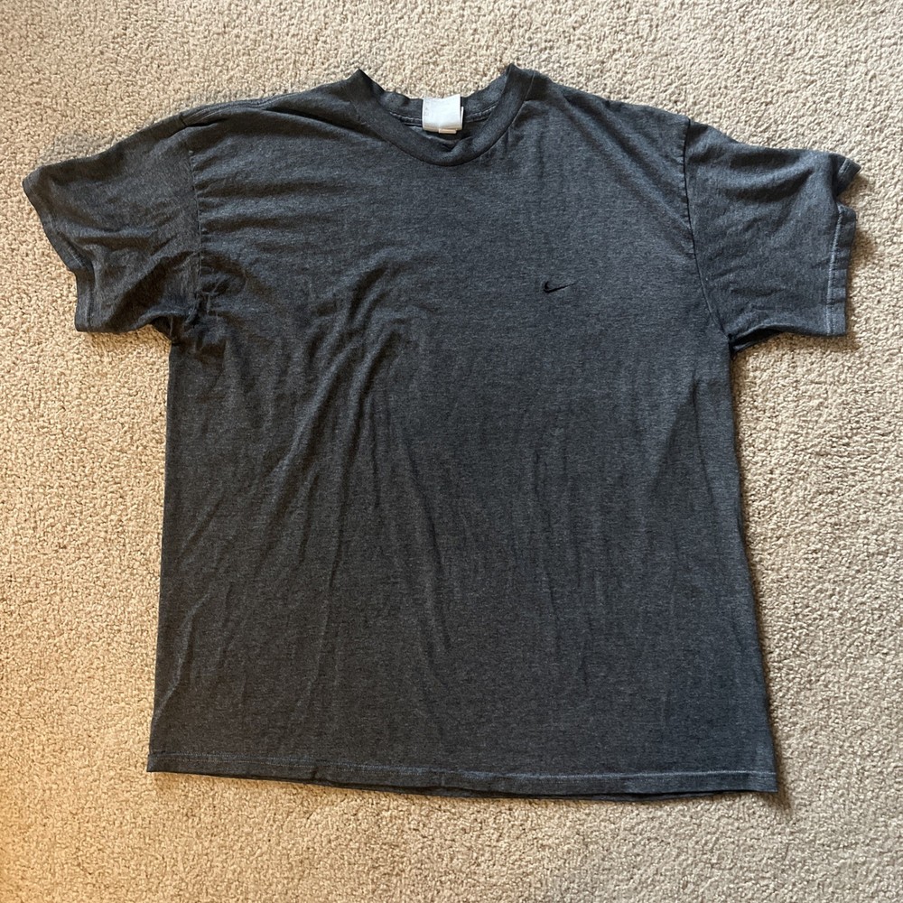 Vintage Y2K Nike Gray T Shirt Men’s Size XL